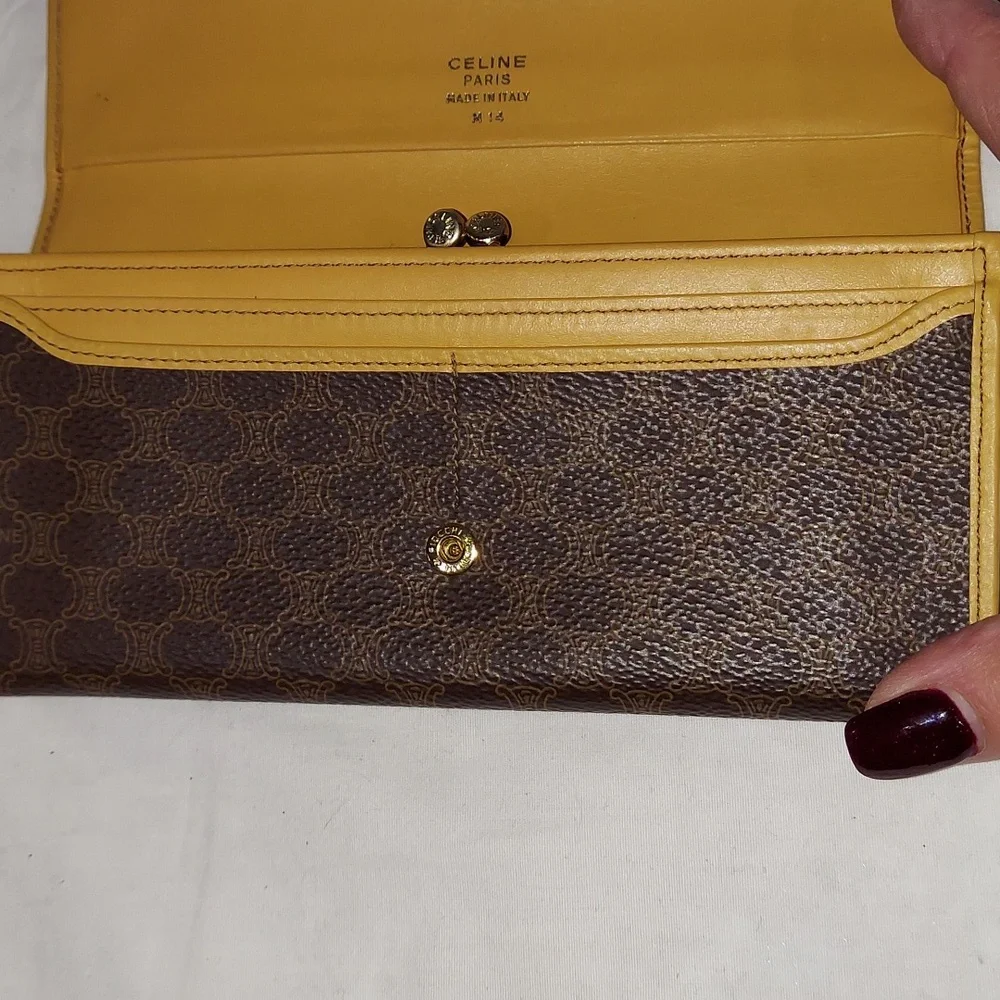 Celine Macadam Long Brown Wallet with Kisslock coin - Picture 7 of 10